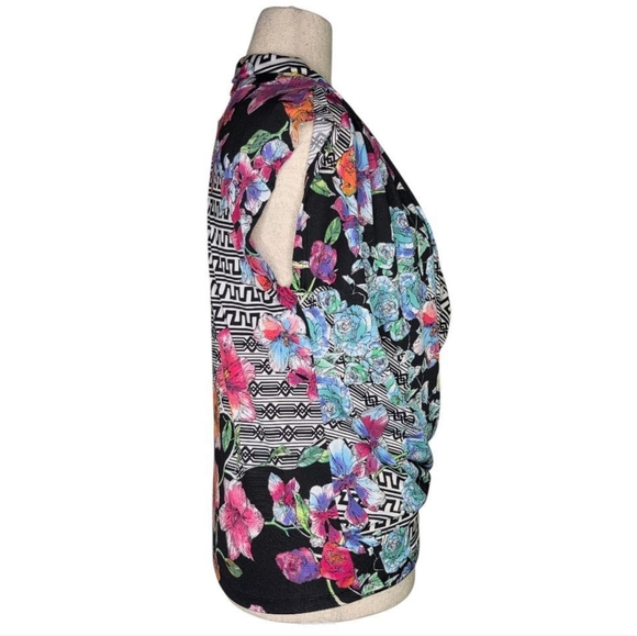 ECI New York Floral Geometric Cowl Neck Sleeveless Blouse Top Black Multi M - Picture 2 of 6